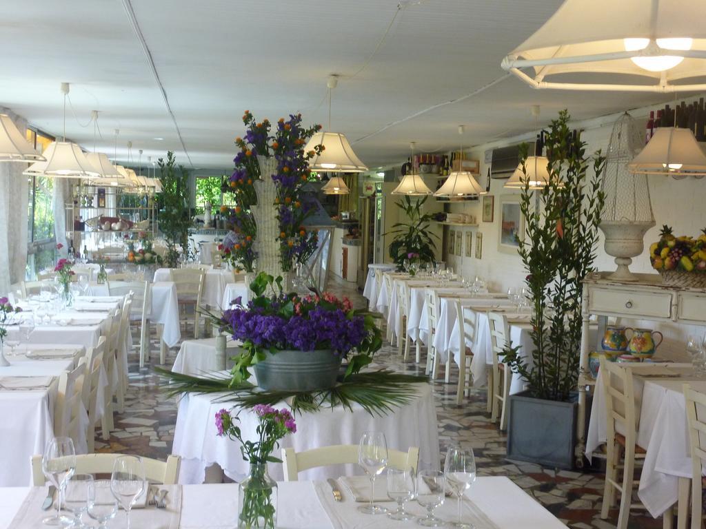 Hotel Atlantic Marina Di Carrara Eksteriør bilde